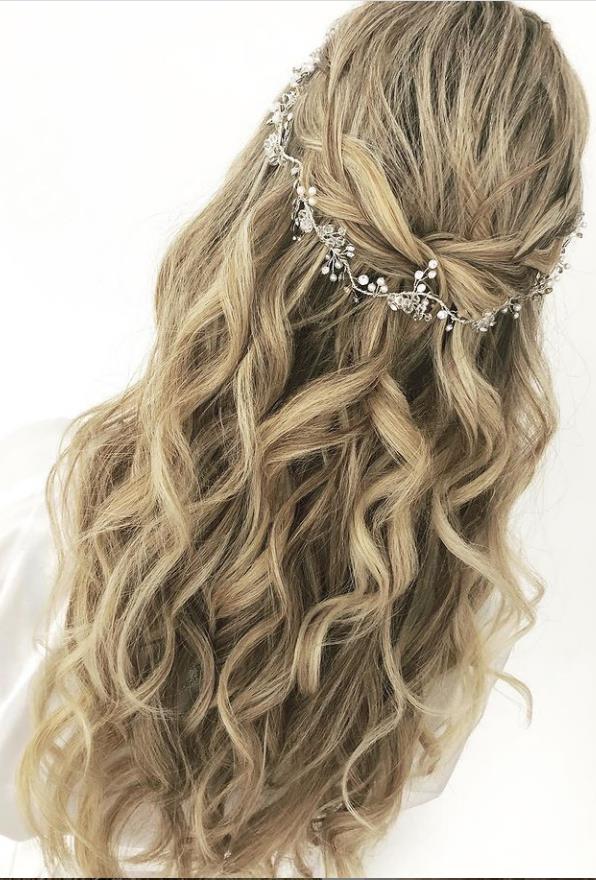 waterfall Bridesmaid hairstyle 2021