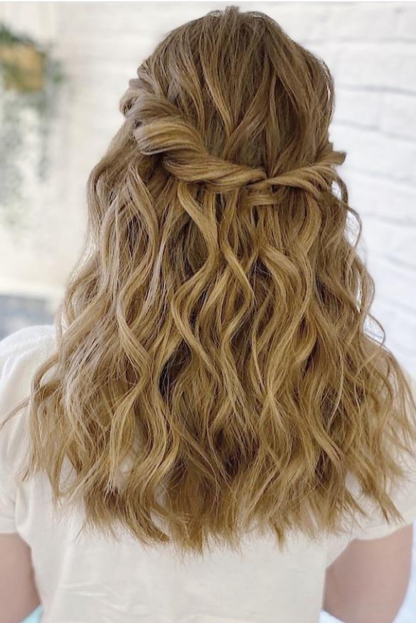 waterfall Bridesmaid hairstyle 2021