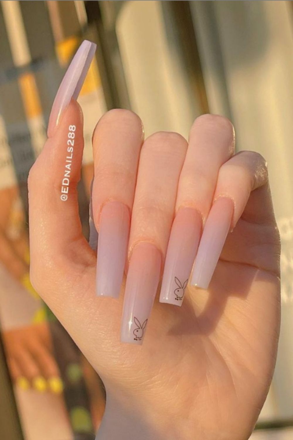 ombre coffin nails