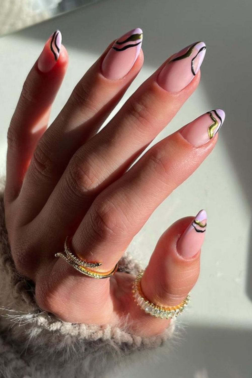  Best Trendy Almond Nails To Try In These Summer!