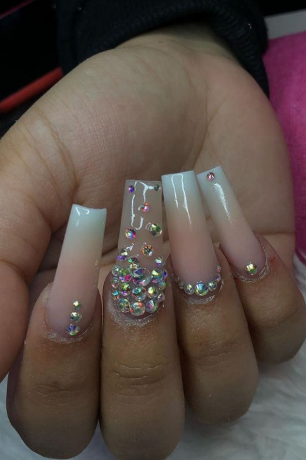 Classy Nude Ombre Nails For You To Love In Summer!