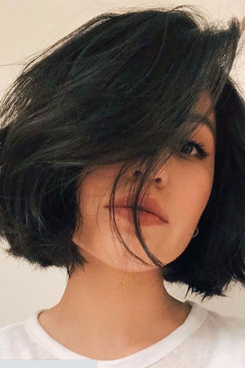 How to style bob hair with bangs 2021?