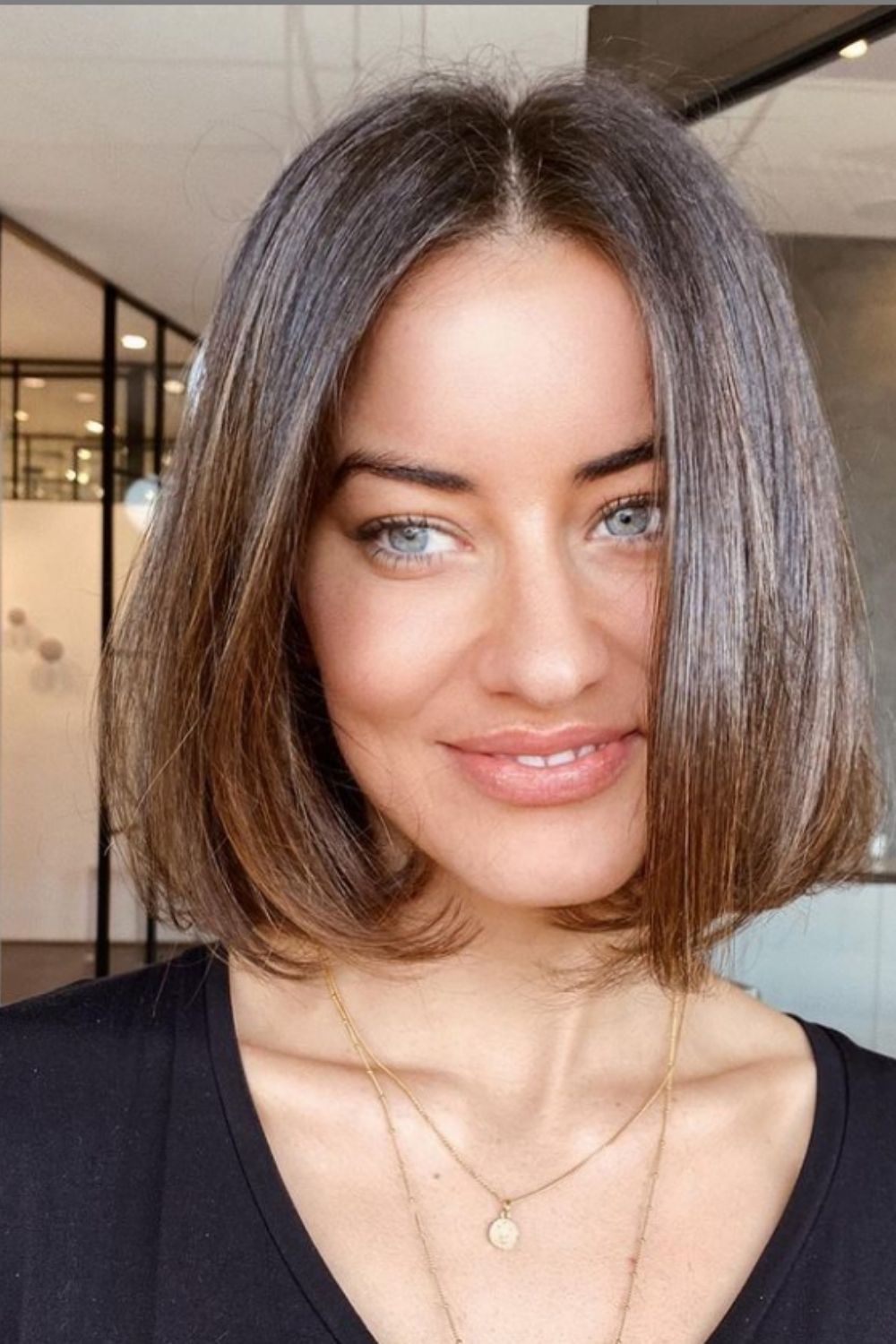 How to style bob hair with bangs 2021?