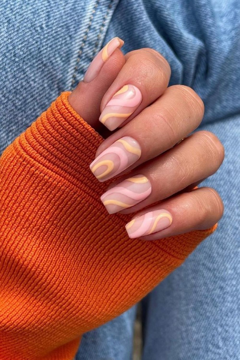 Cute summer nails are trendy in the summer holiday 