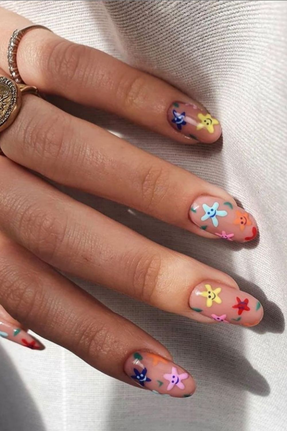 35 Pretty summer nail designs 2021