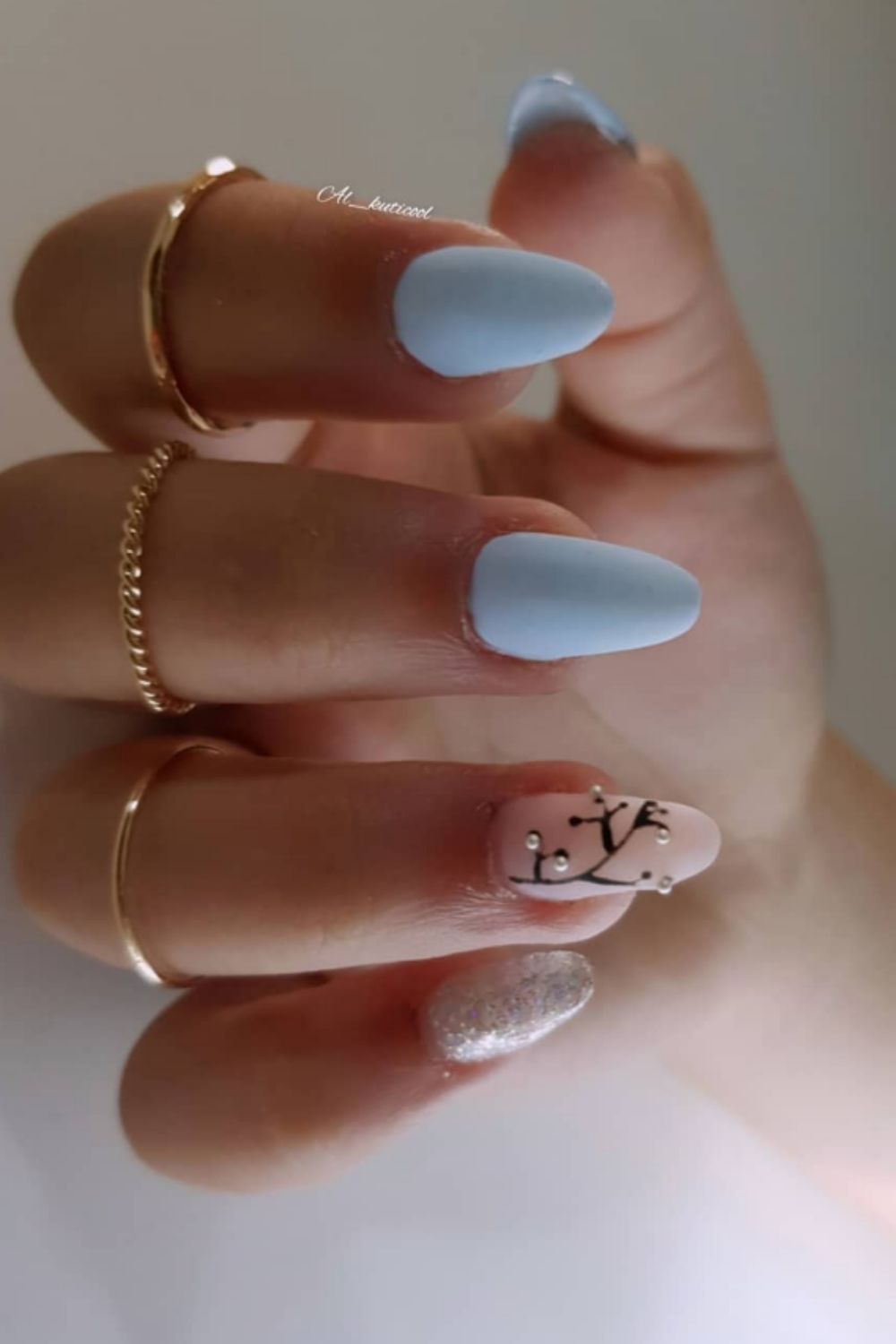 Pretty blue sky nails designs and ideas for your summer nails 2021 