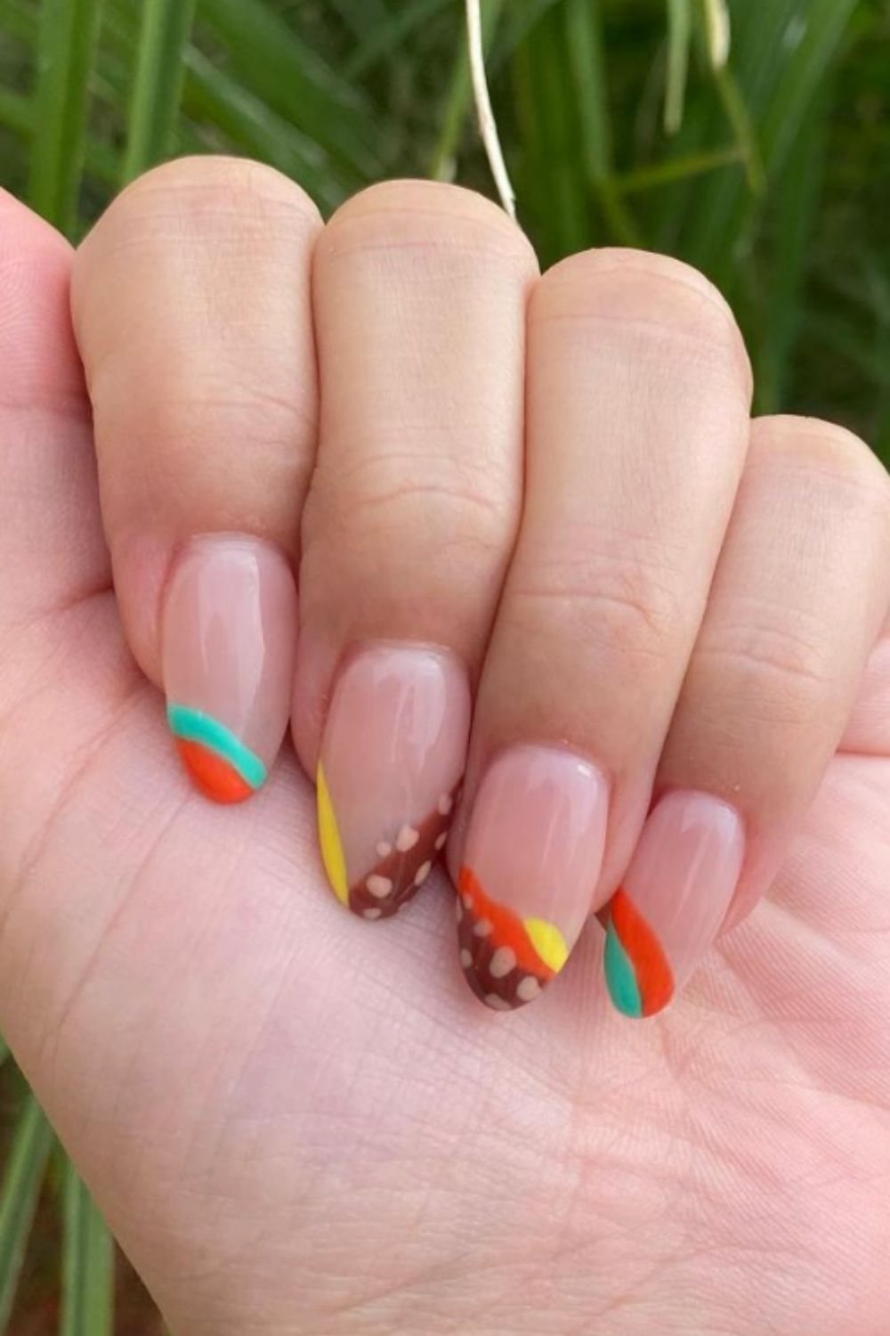 35+ Cute summer nail designs with short almond nails and square nails