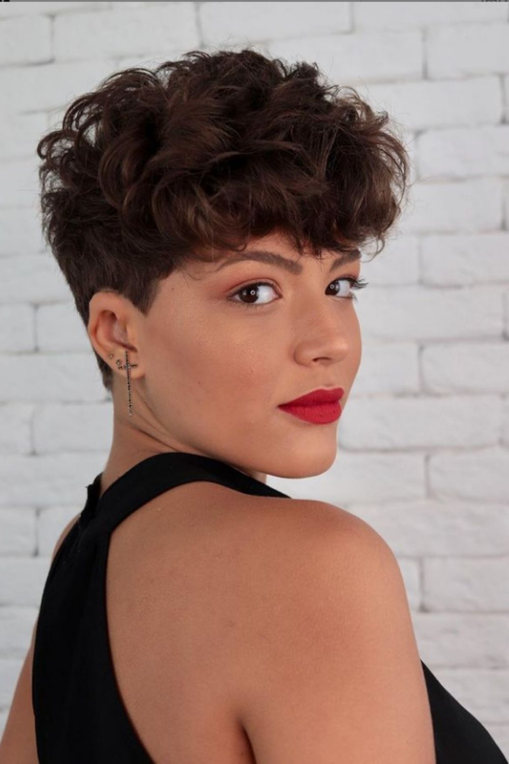 How to style very short pixie haircut for Cool girls 2021？