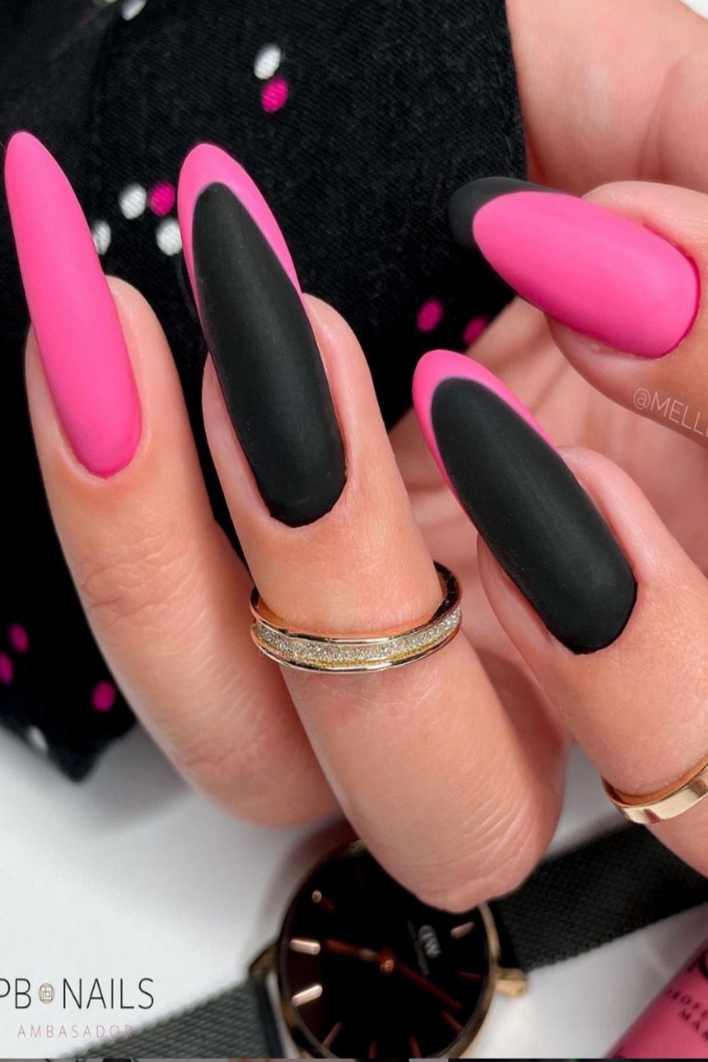 35 Awesome black nails to try in your next nail designs