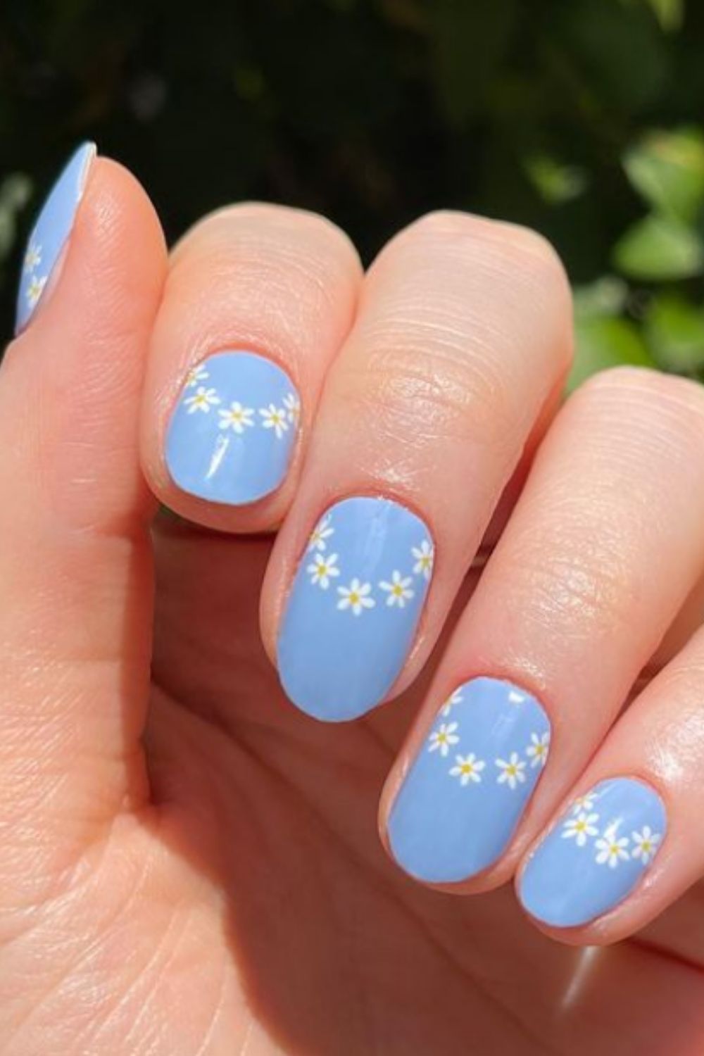 30+ Chic nature-inspired nail art to try in summer 2021