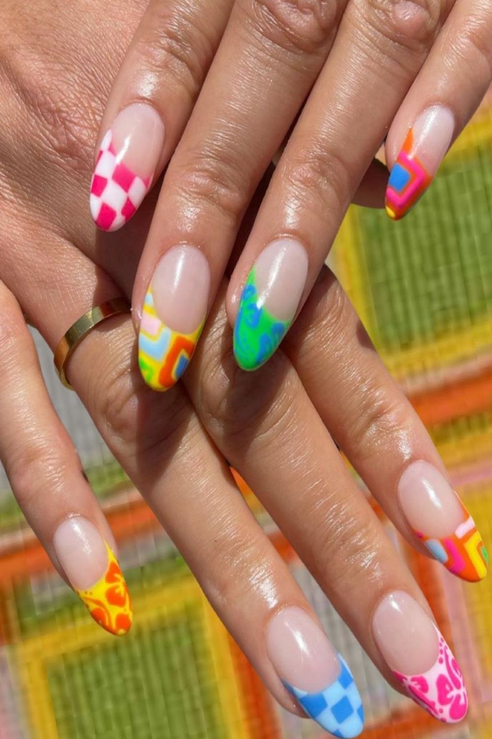 30 Trendy Green Nail Polish Designed for Summer 2021