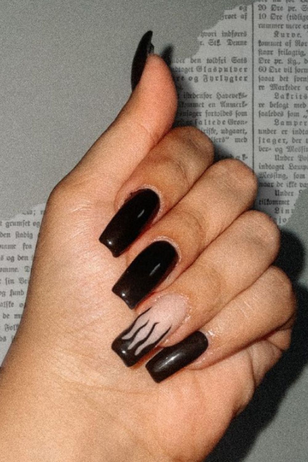 35 Awesome black nails to try in your next nail designs