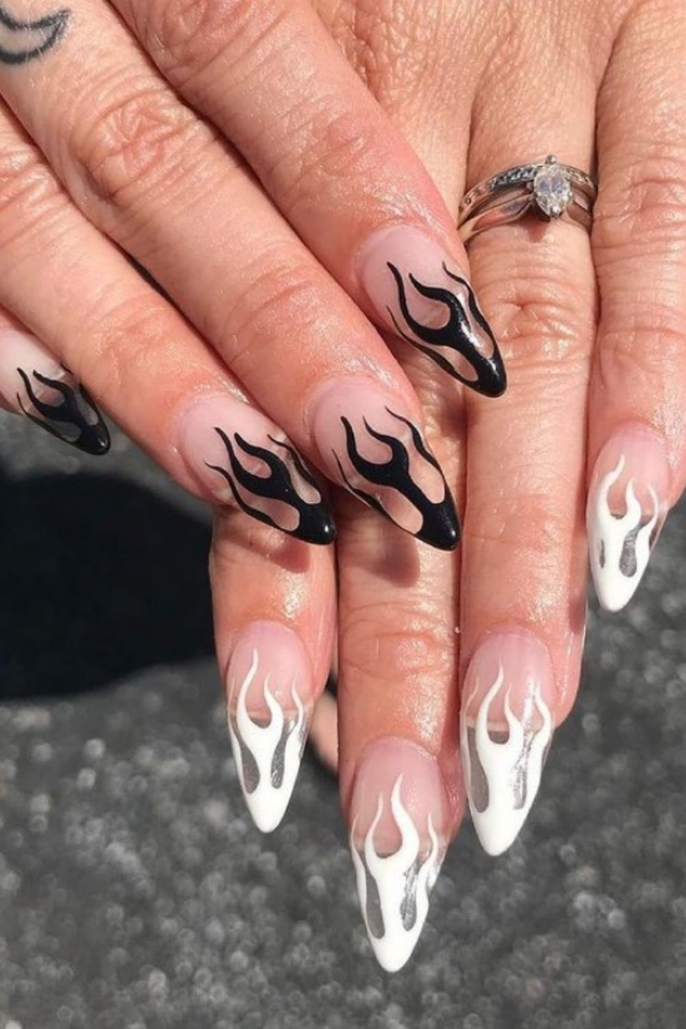 35 Awesome black nails to try in your next nail designs