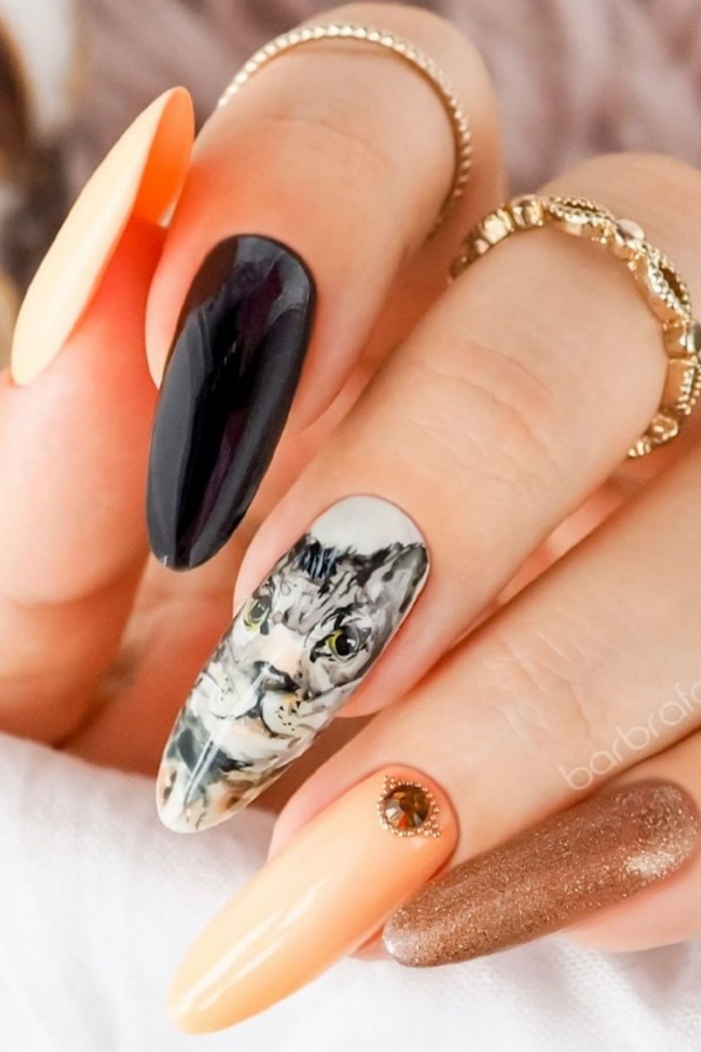 35 Awesome black nails to try in your next nail designs