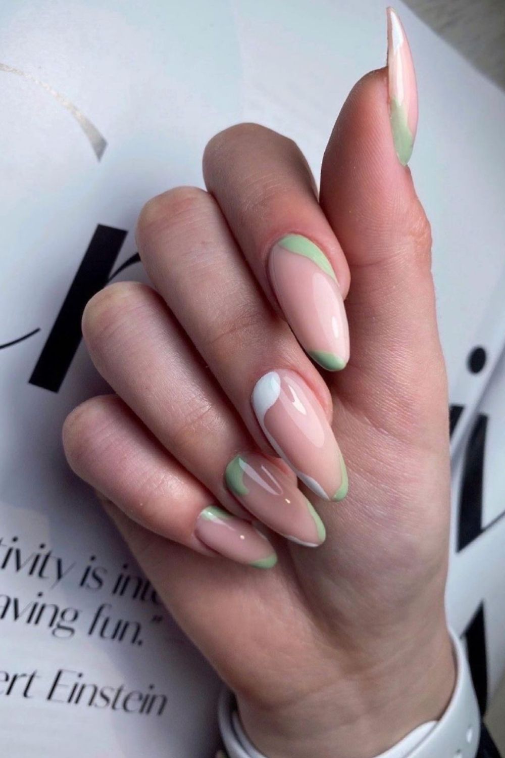 30 Trendy Green Nail Polish Designed for Summer 2021