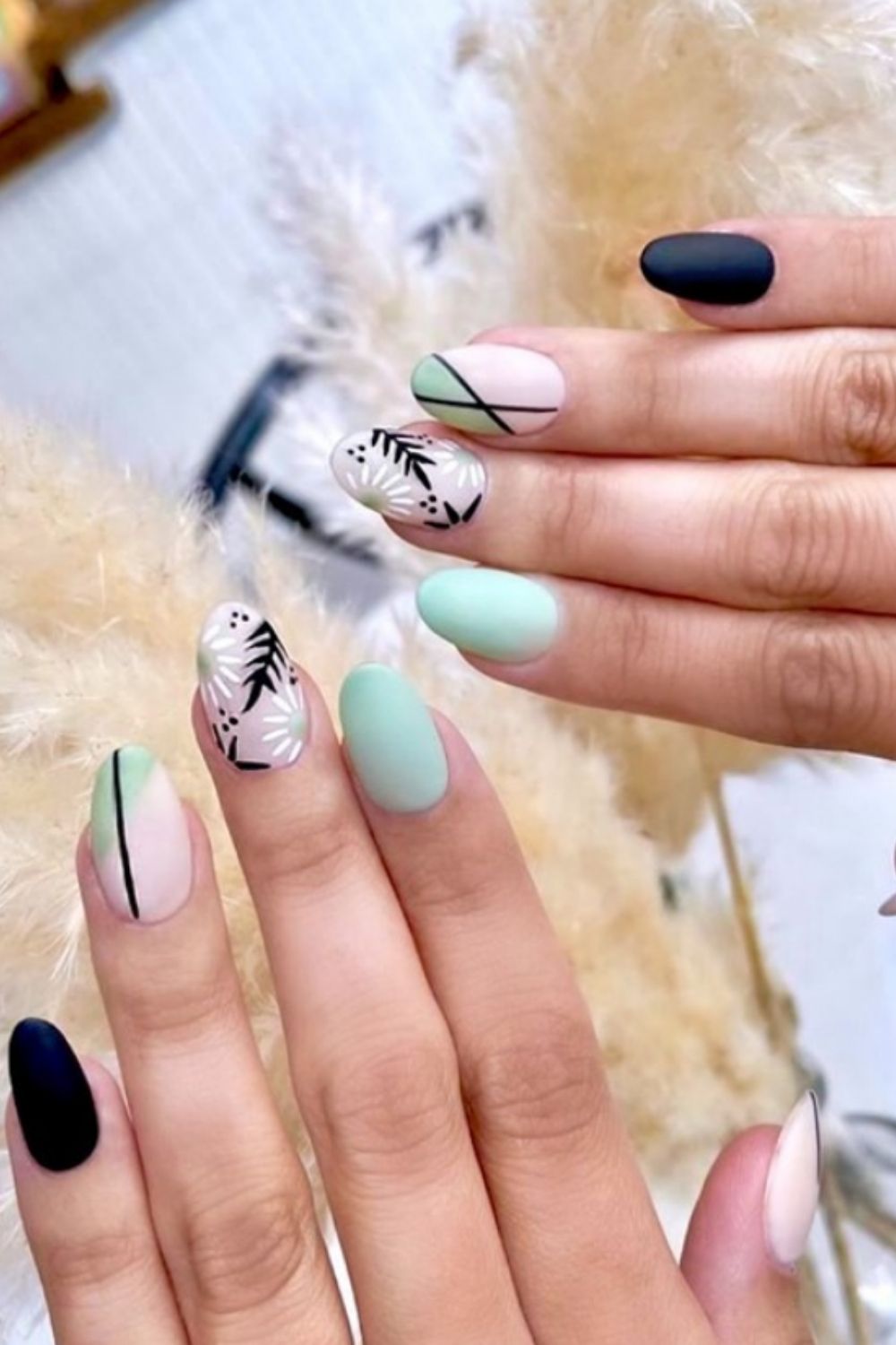 35 Awesome black nails to try in your next nail designs