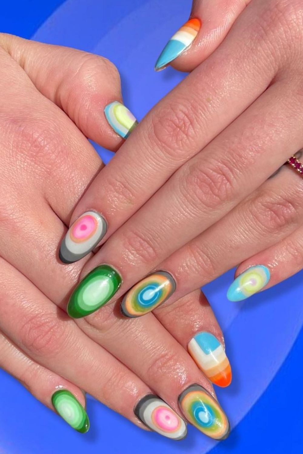 30 Trendy Green Nail Polish Designed for Summer 2021