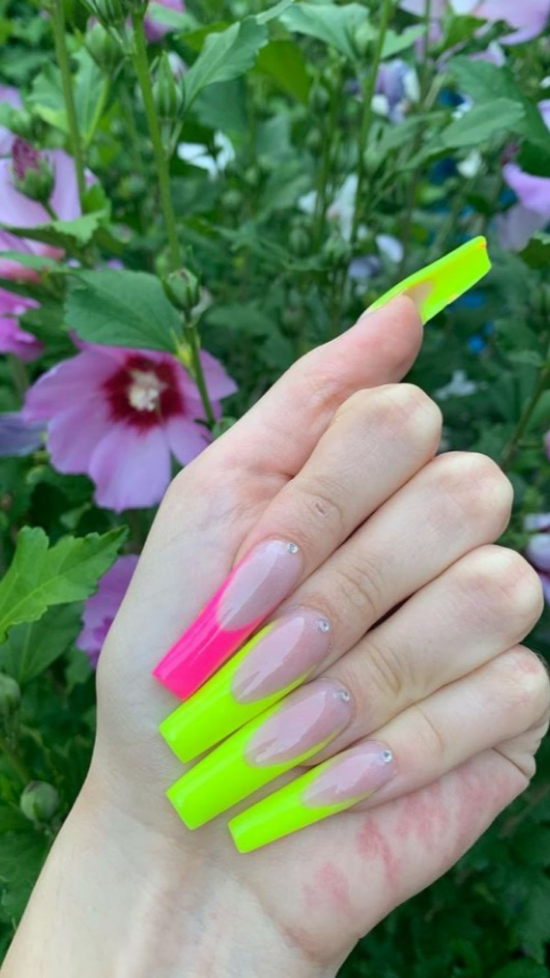 Neon yellow nails | Neon Yellow Nails and Ideas for falls 2021