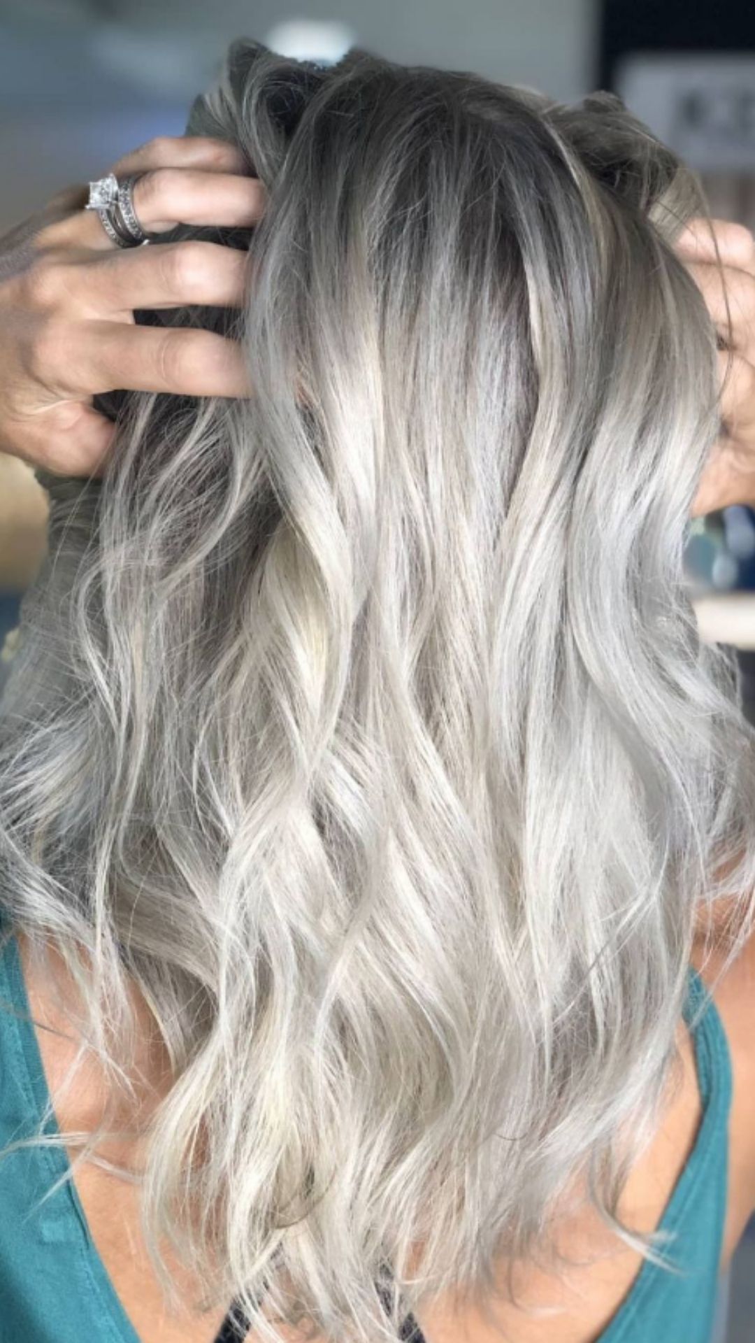 Silver ombre hair | The hottest hair color for long hairstyles