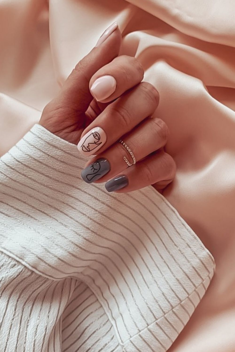 38 Chic Short Acrylic Nails and pretty nail art designs