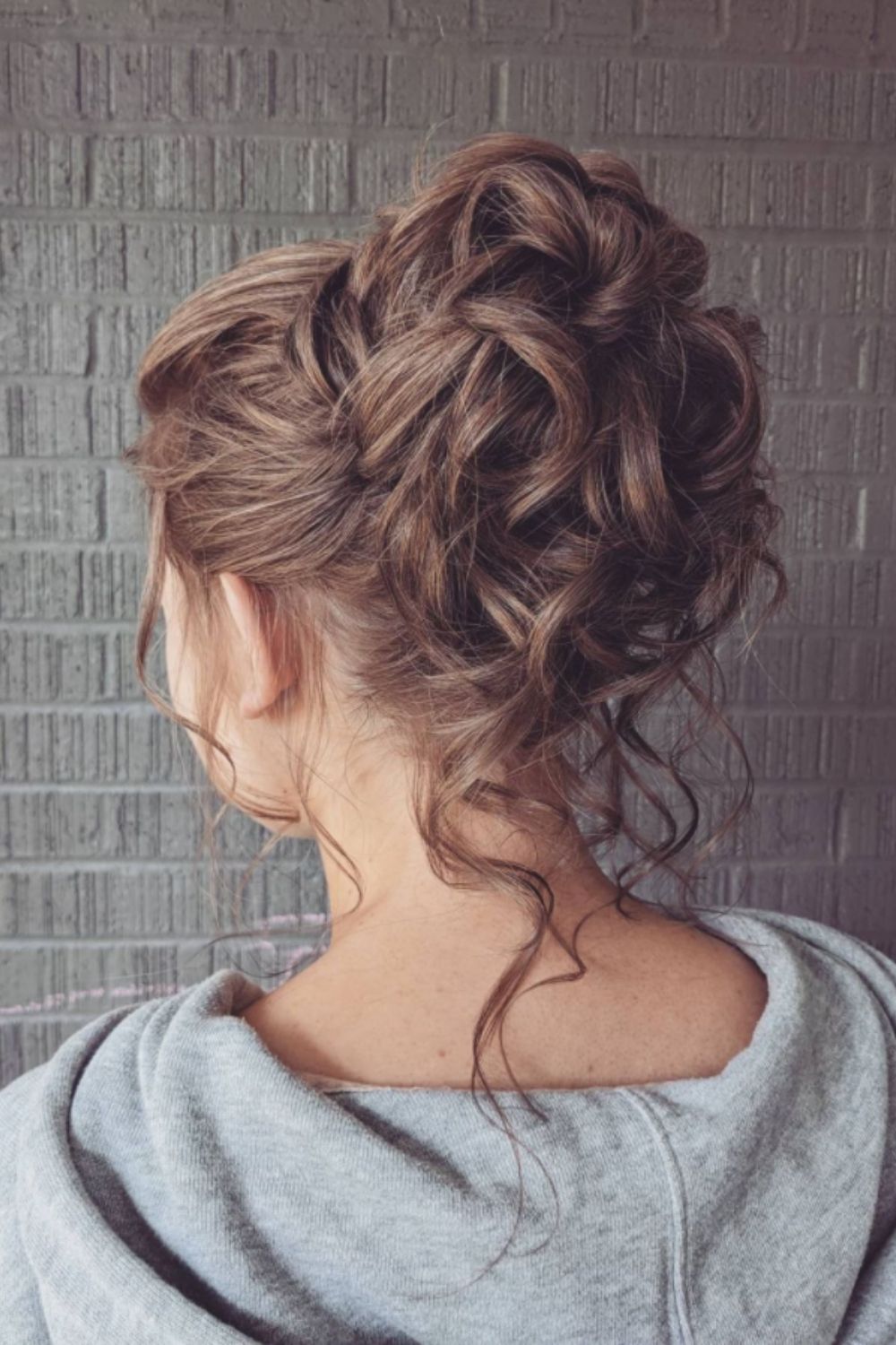 33 Different homecoming hairstyles for short hair 2021