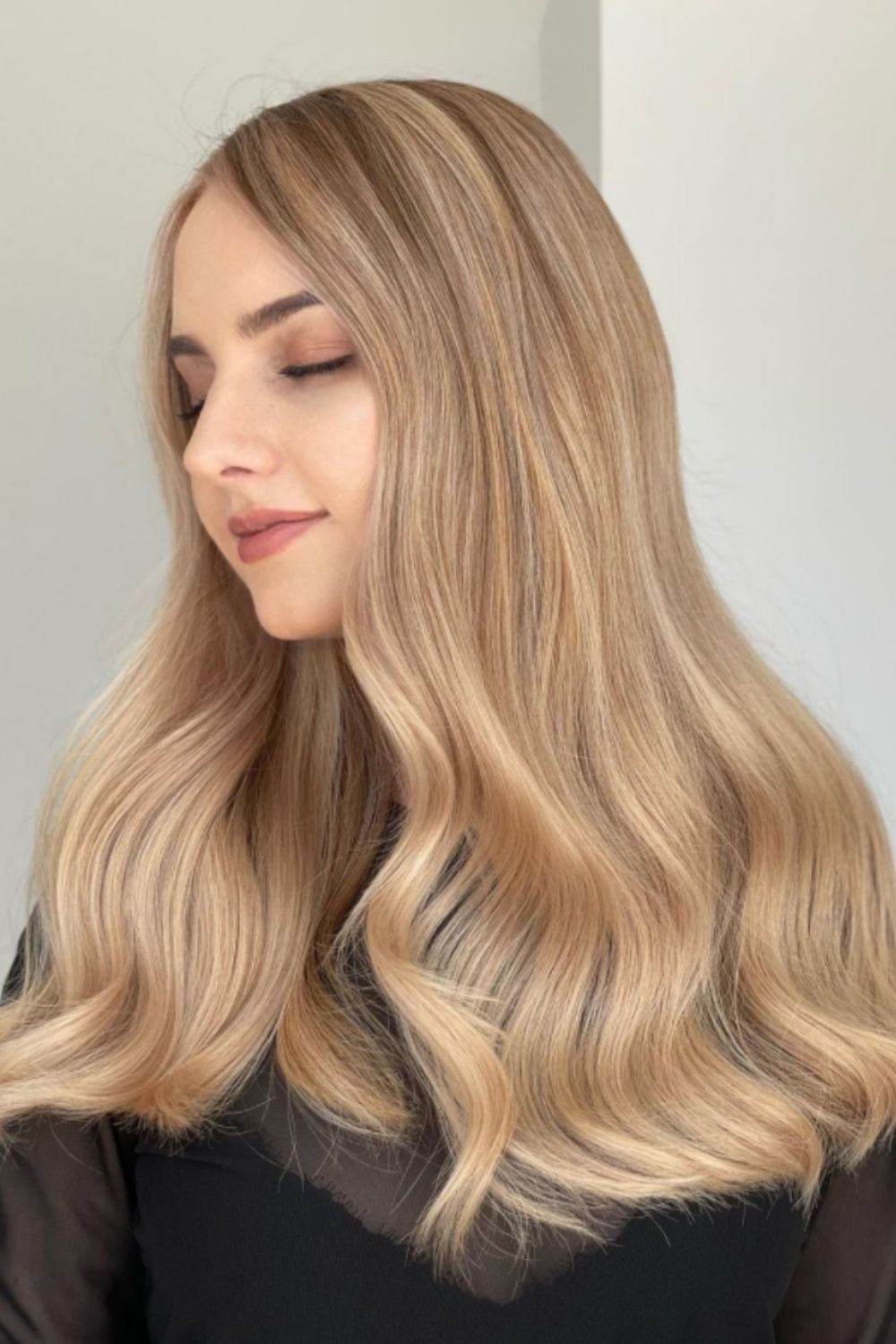 37 Unique Honey Blonde Hair Color Ideas for 2021