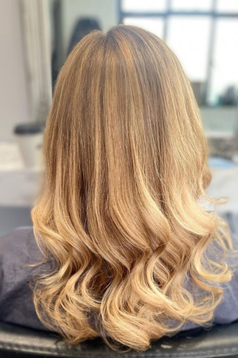 37 Unique Honey Blonde Hair Color Ideas for 2021