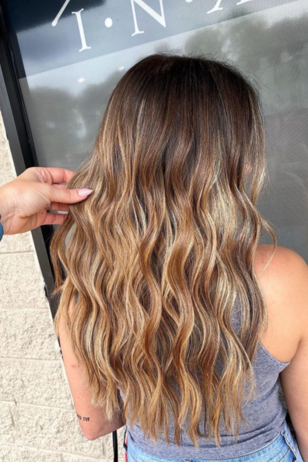 37 Unique Honey Blonde Hair Color Ideas for 2021