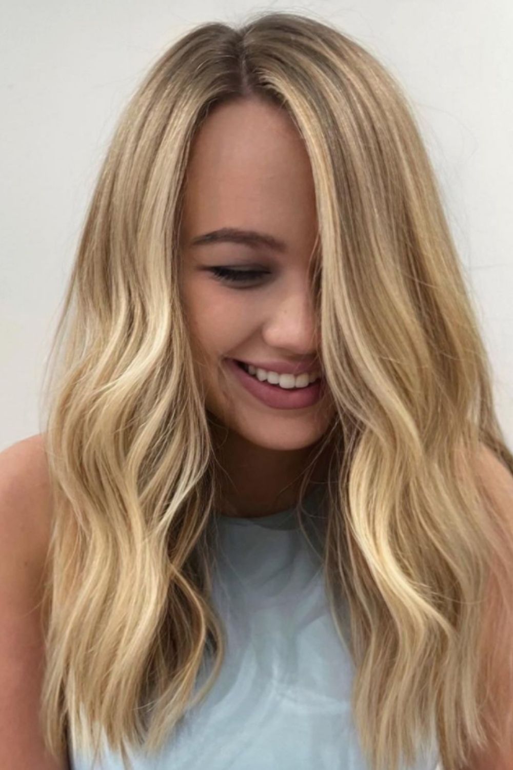 37 Unique Honey Blonde Hair Color Ideas for 2021