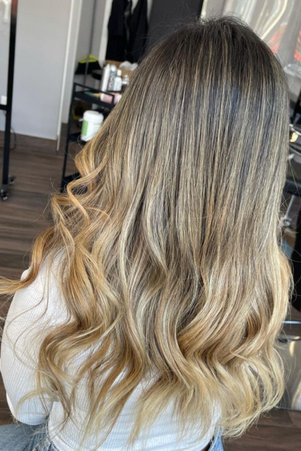 37 Unique Honey Blonde Hair Color Ideas for 2021