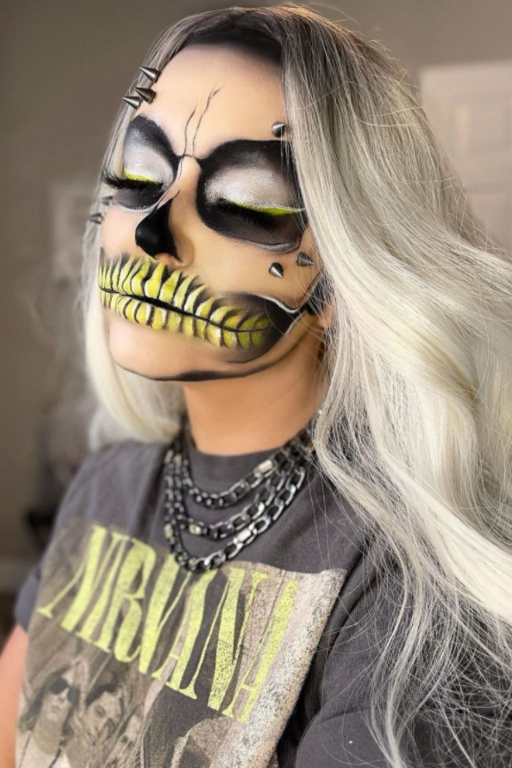 30 Best Skull makeup look for Halloween 2021