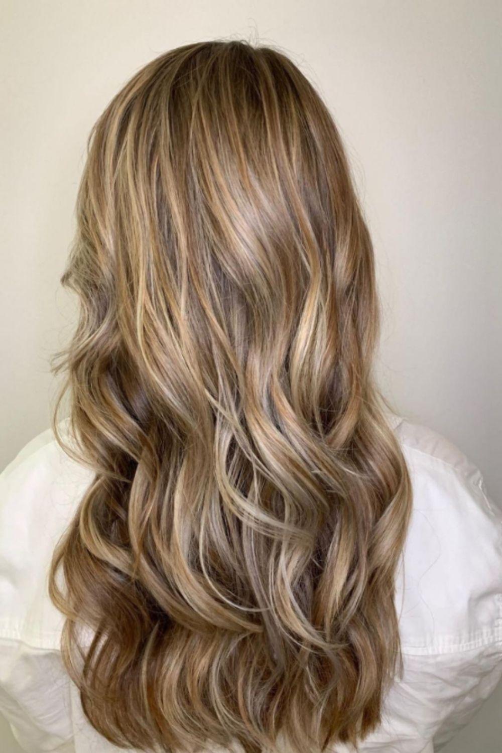 37 Unique Honey Blonde Hair Color Ideas for 2021