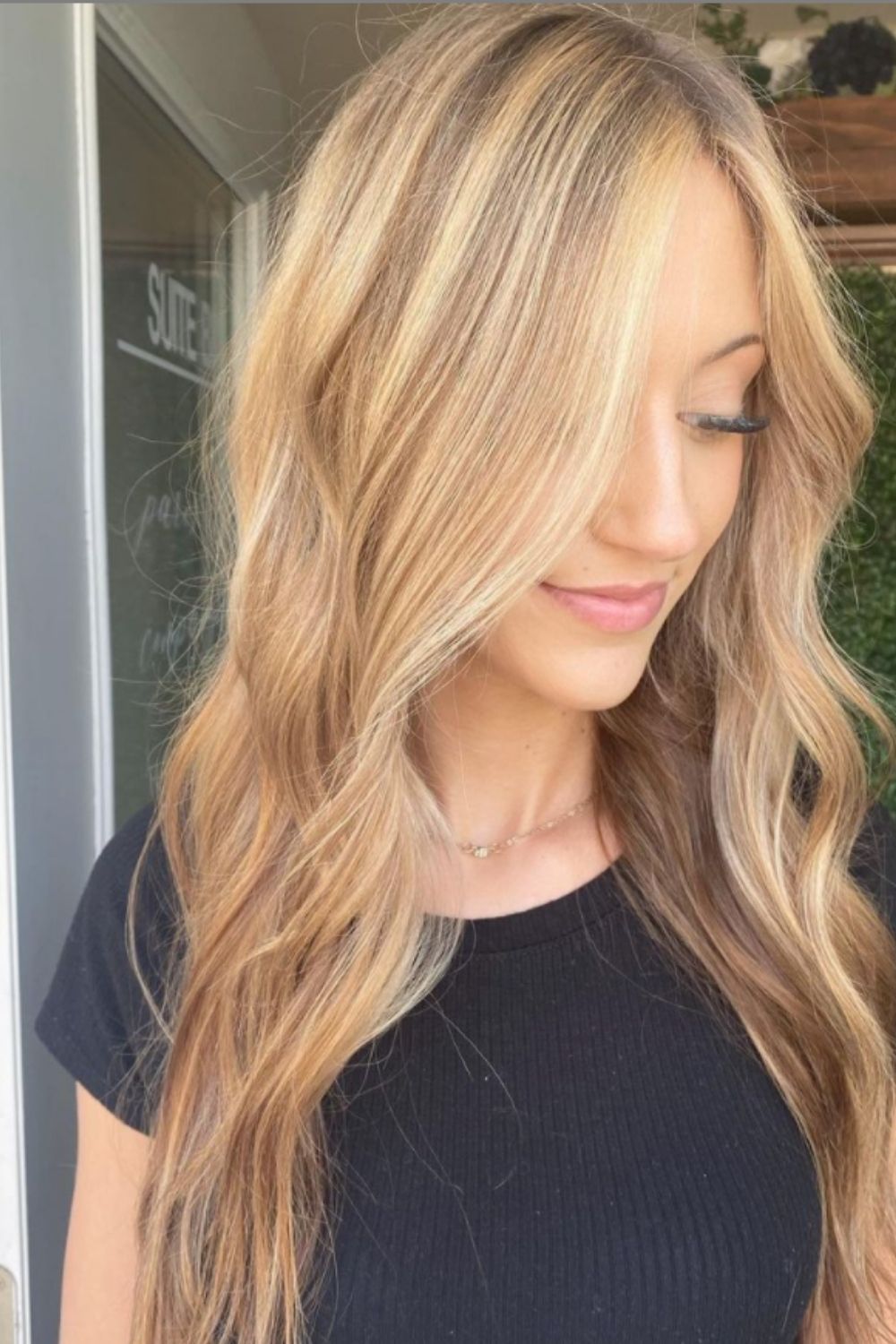 37 Unique Honey Blonde Hair Color Ideas for 2021