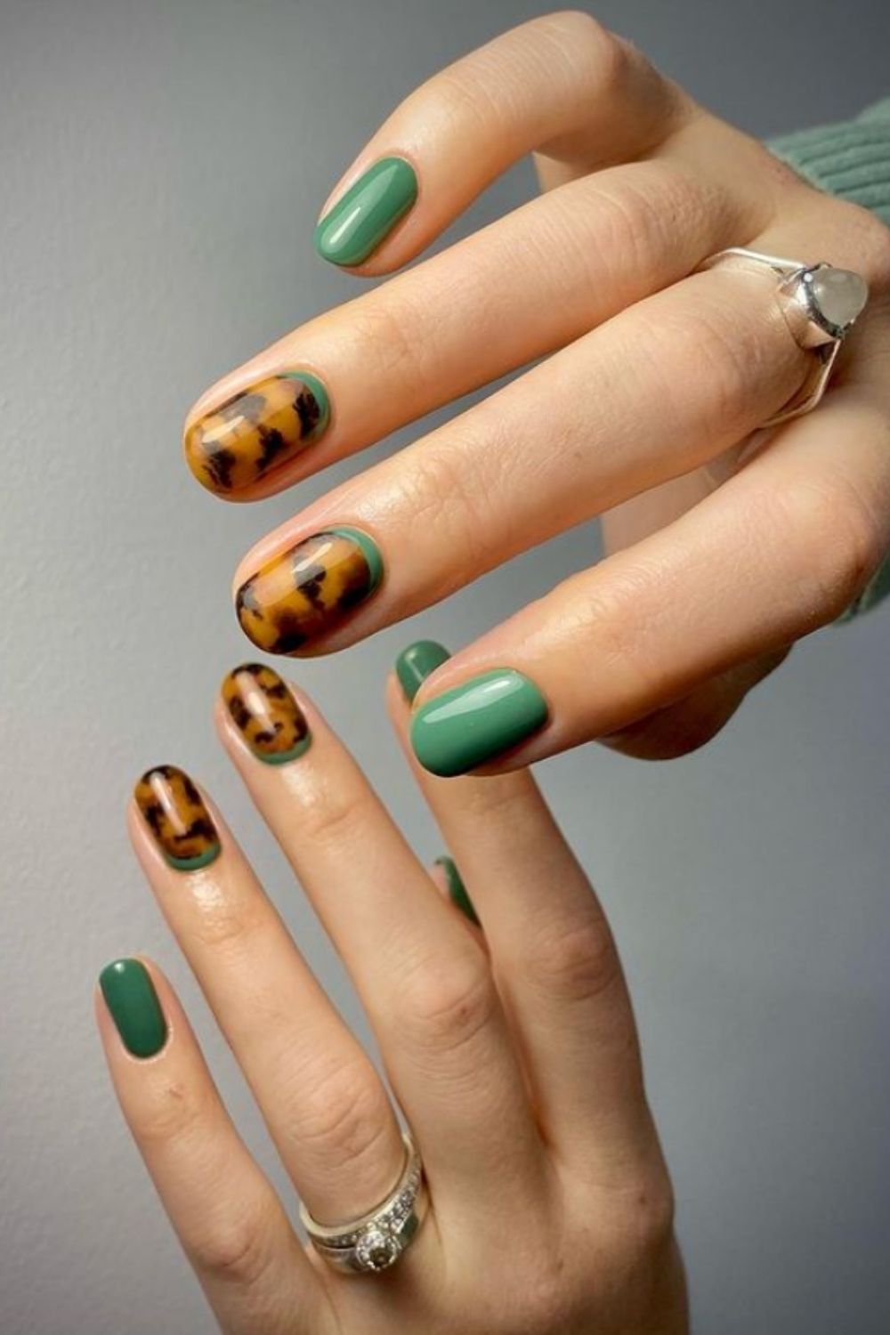 40 Autumn Acrylic Nails Ideas you can't miss