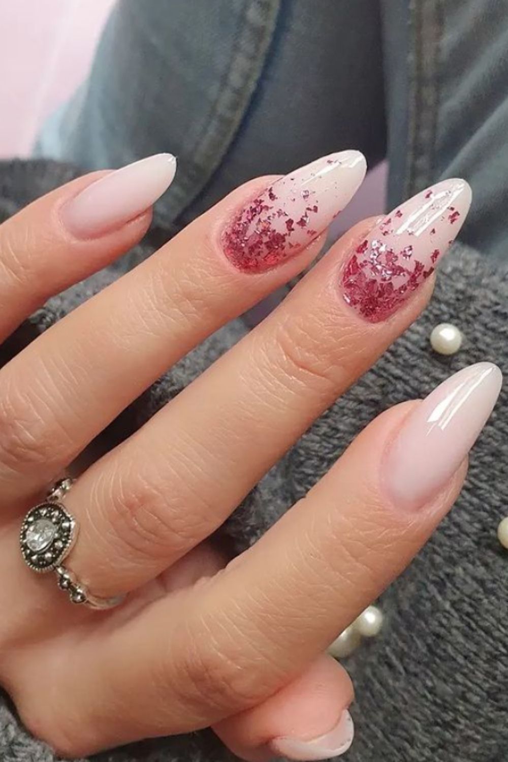 30 Simply Beautiful Christmas Nail Designs You’ll Love