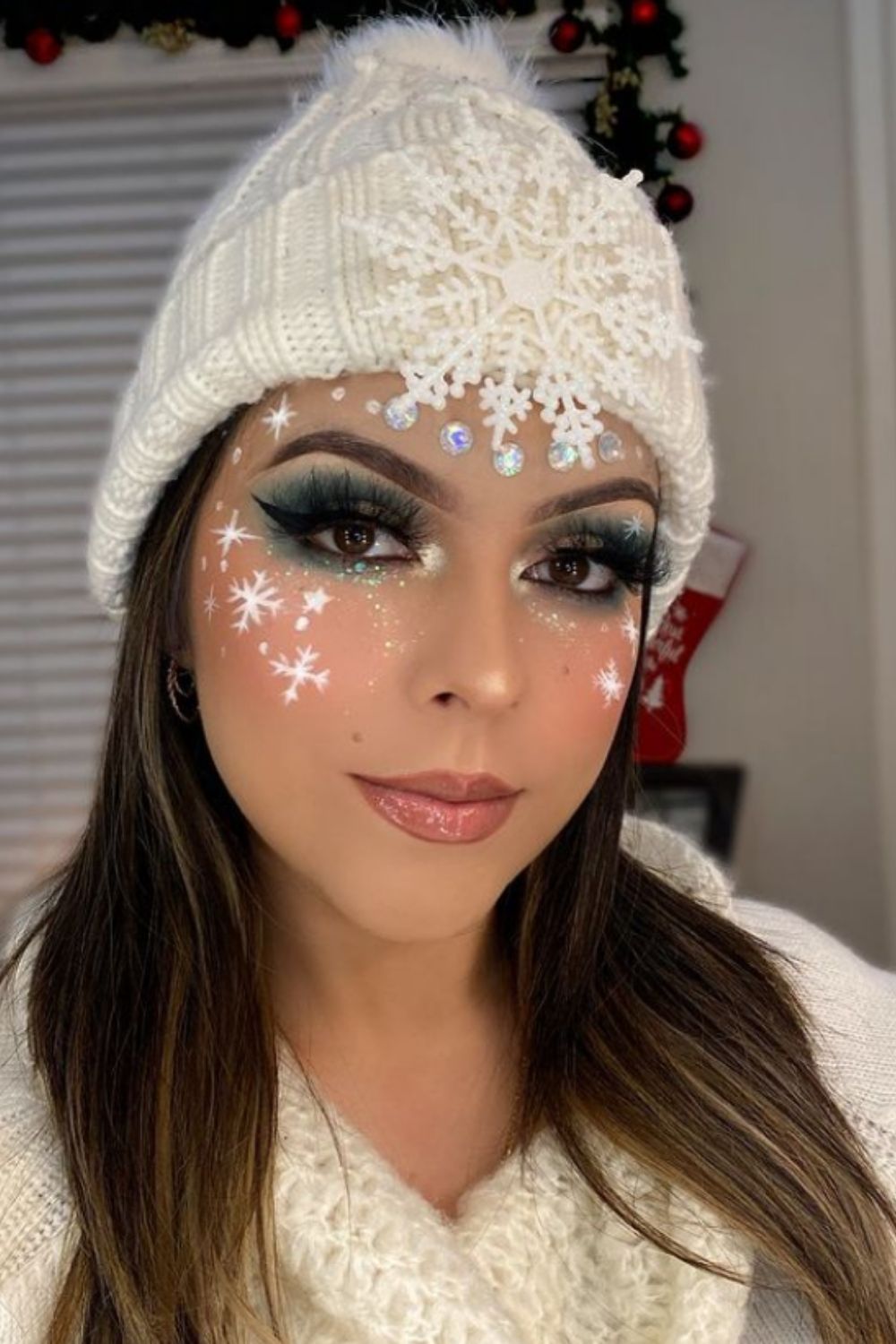 30 Christmas makeup look and Holiday makeup ideas