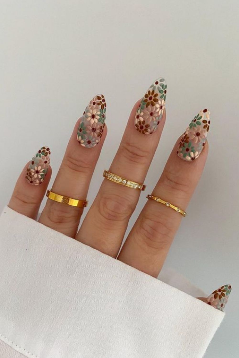 30 Trendy Christmas nails and Easy Christmas Nail Design Ideas  