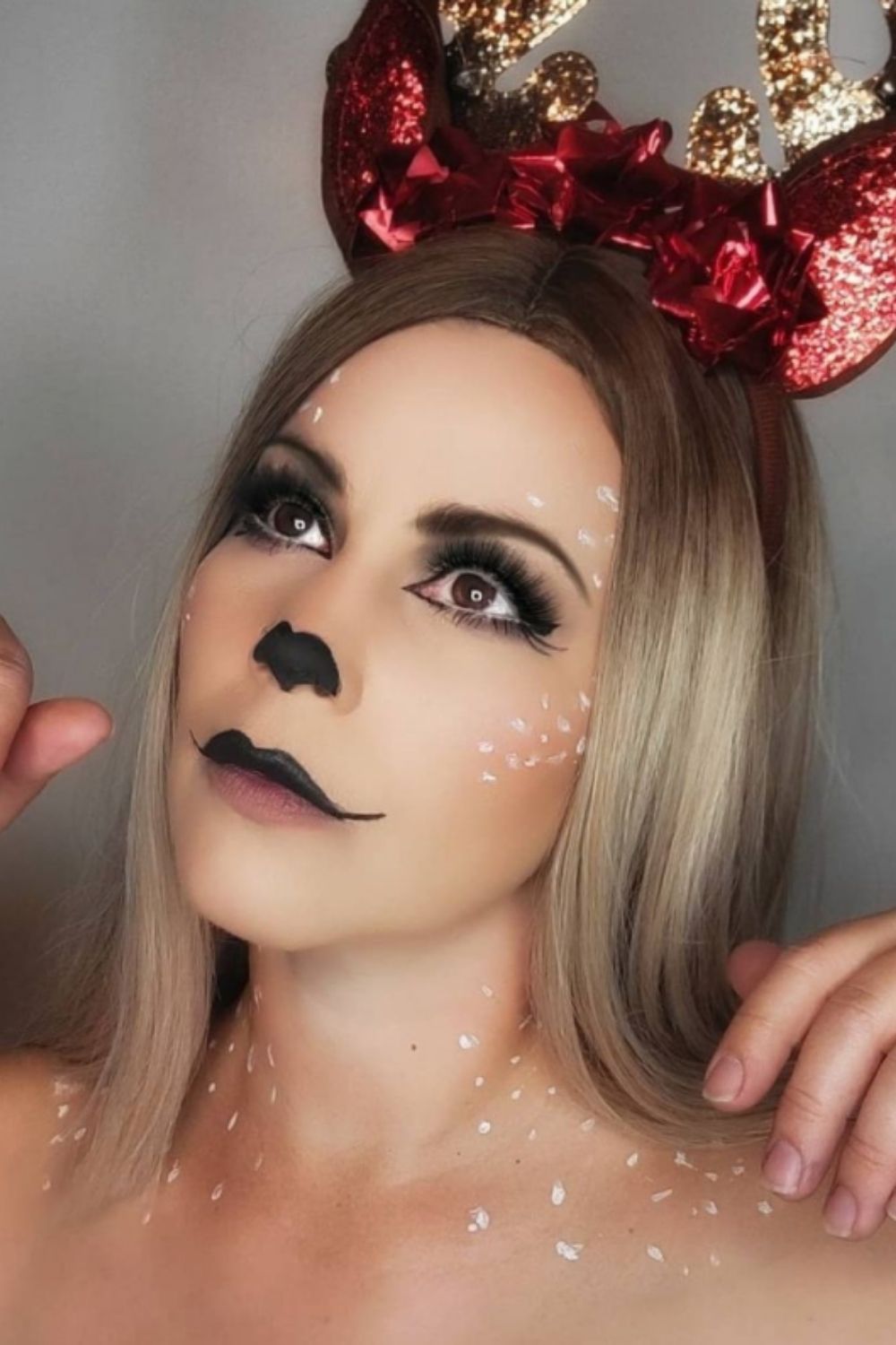30 deer makeup and Antler Ideas for the cutest Christmas makeup looks