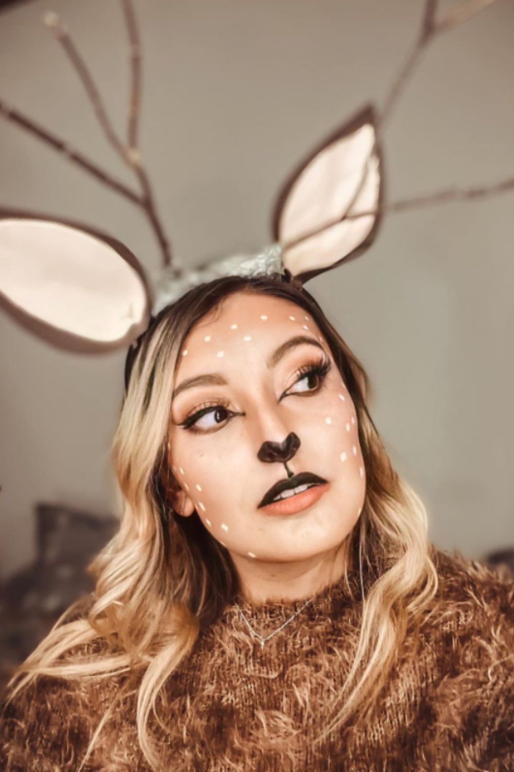 30 deer makeup and Antler Ideas for the cutest Christmas makeup looks