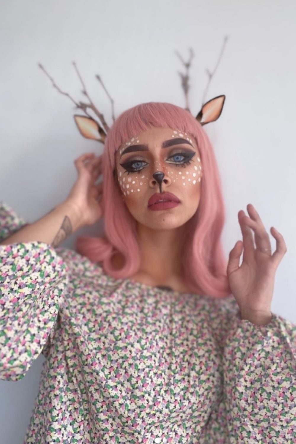 30 deer makeup and Antler Ideas for the cutest Christmas makeup looks