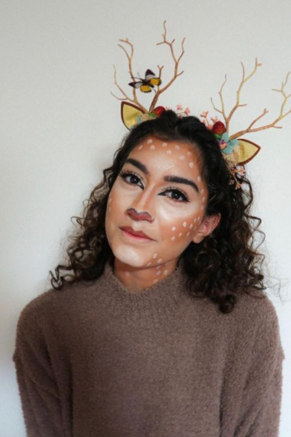 30 deer makeup and Antler Ideas for the cutest Christmas makeup looks