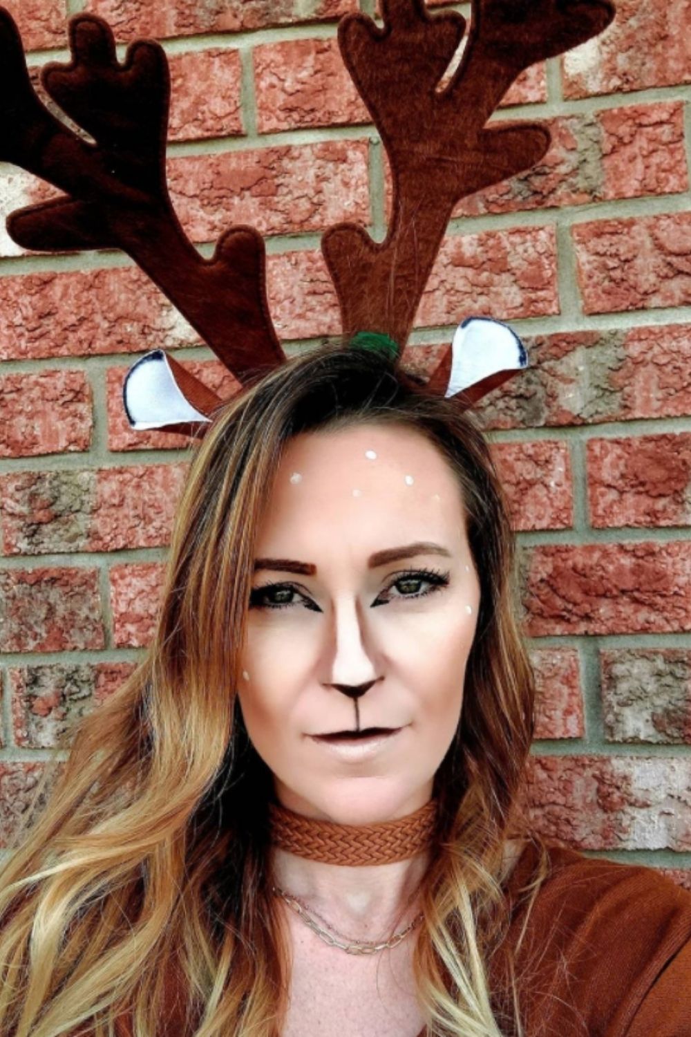 30 deer makeup and Antler Ideas for the cutest Christmas makeup looks