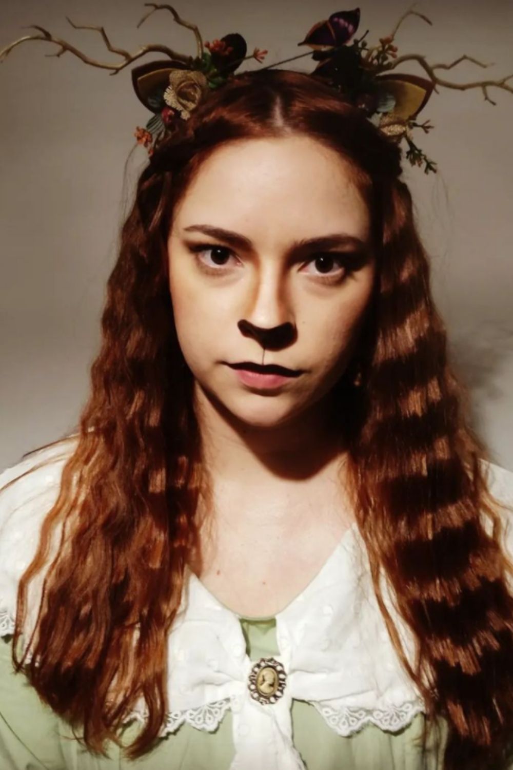 30 deer makeup and Antler Ideas for the cutest Christmas makeup looks