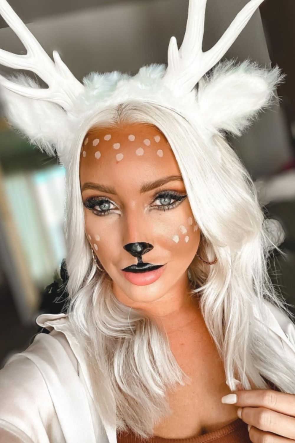 30 deer makeup and Antler Ideas for the cutest Christmas makeup looks