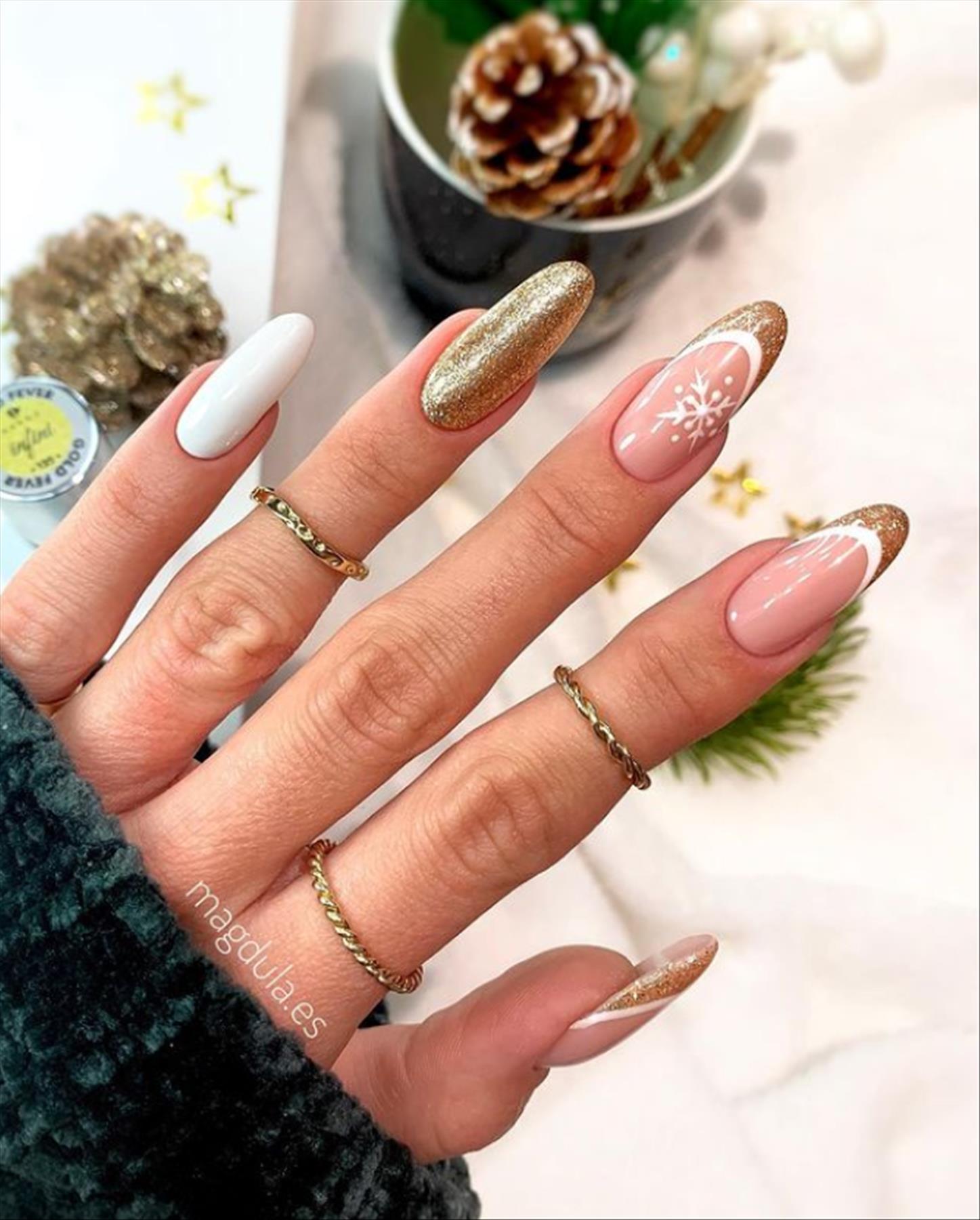 30 Cute DIY Christmas nail art designs with Trendy winter nails 2021