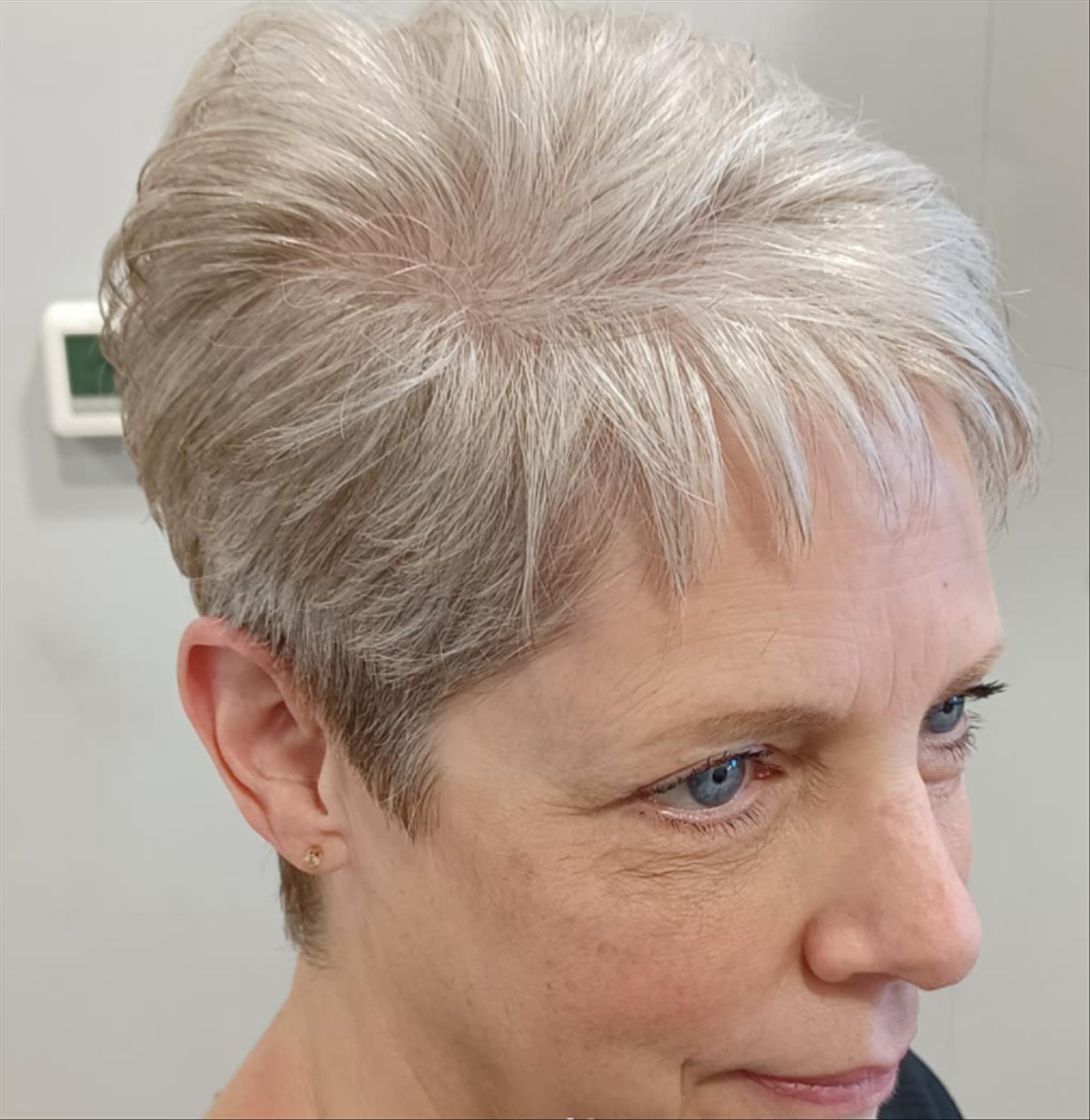 30 Short hair over 60 and pixie hairstyles 2021