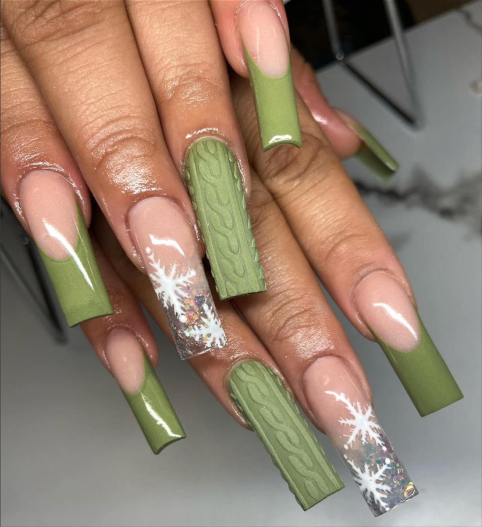 30 Unique olive green nails for your next nail for 2022