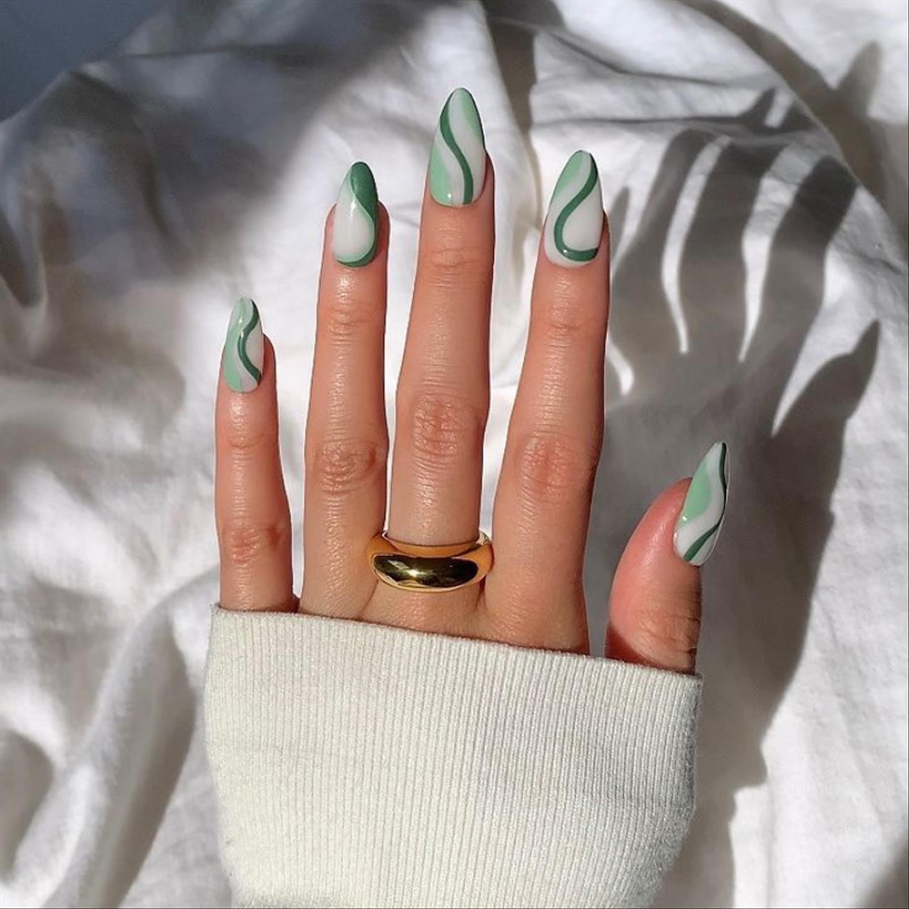 30 Unique olive green nails for your next nail for 2022