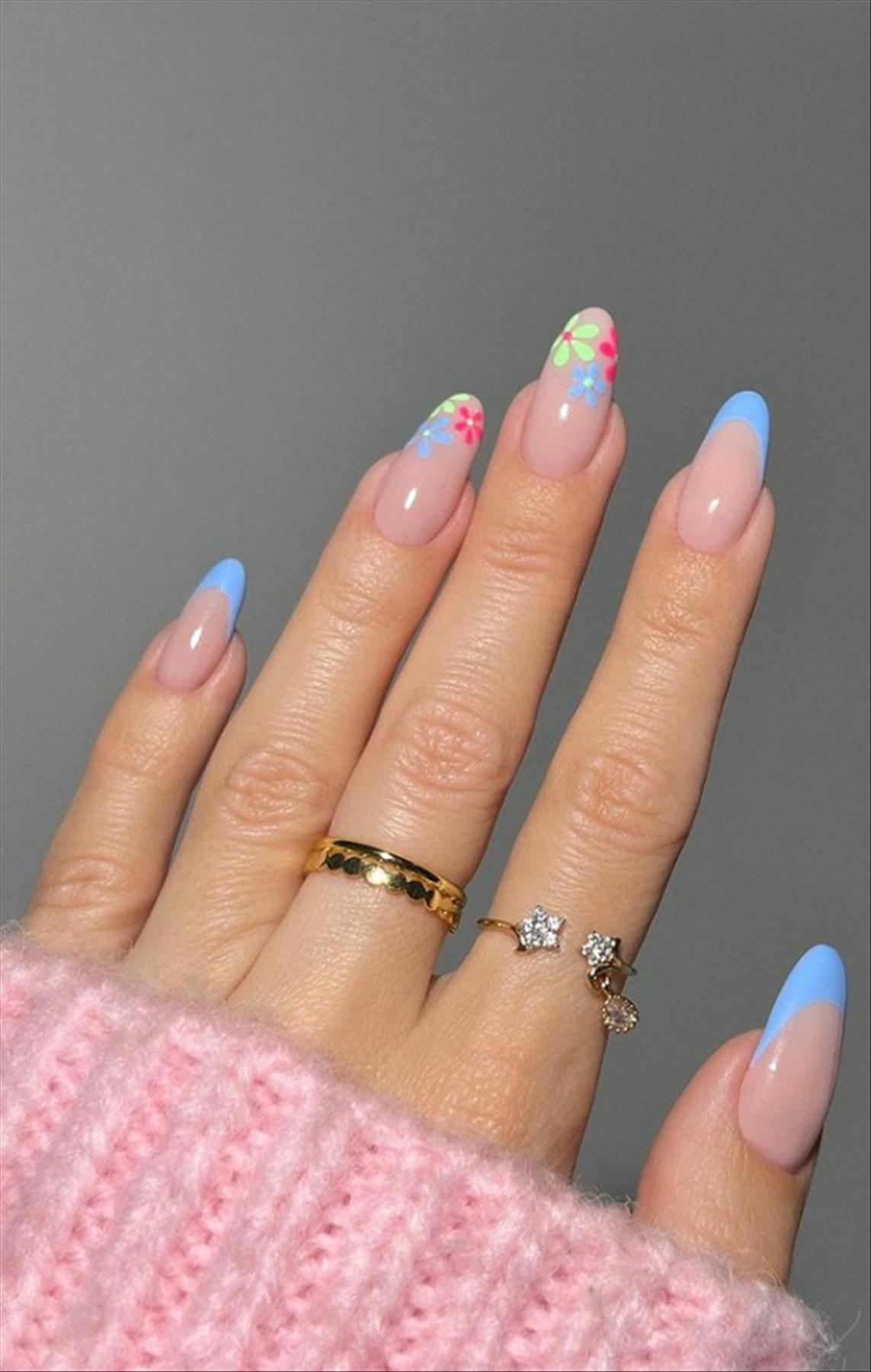 Hot Summer Nail Inspiration with Short Almond Nails To Try Now!